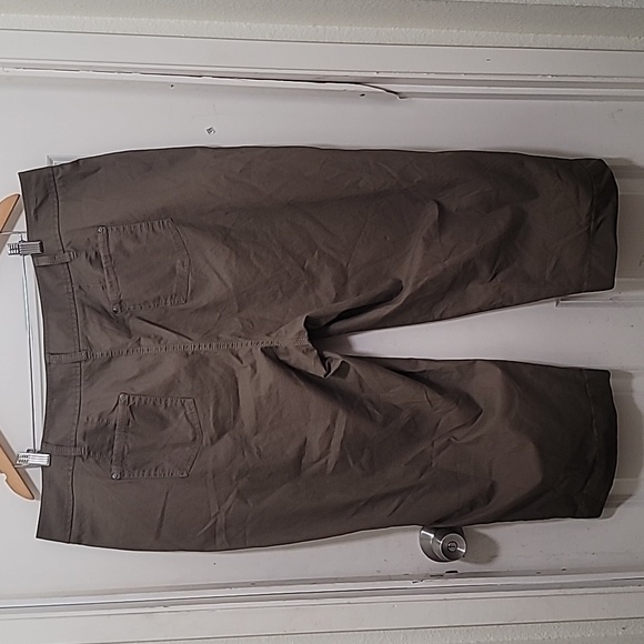 NEW SEJOUR PLUS SIZE WOMEN'S MUSHROOM CAPRI PANTS SIZE 20 - Picture 4 of 8
